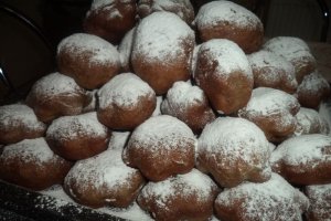 Gogosi de post cu pudra de roscove