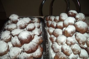 Gogosi de post cu pudra de roscove