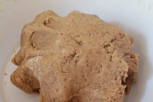 Fursecuri cu dulceata de visine si ciocolata
