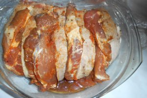 Cotlet de porc impanat cu ceafa marinata