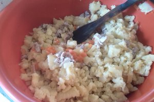 Salata de boeuf