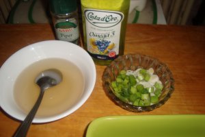 Coaste de miel in sos alb de vin