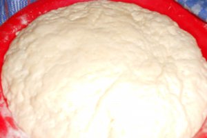 Pizza cu ou sau pizza dupa Paste