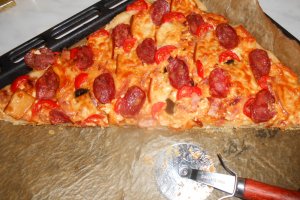 Pizza cu ou sau pizza dupa Paste