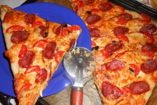 Pizza cu ou sau pizza dupa Paste