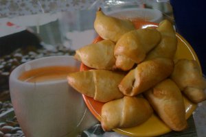 Cornuri pufoase cu mere