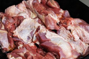 Carne de curcan la cuptor