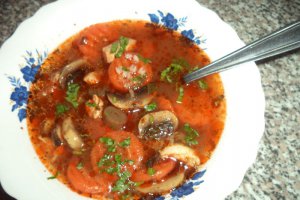 Ciorba de ciuperci cu hrisca si carne de porc