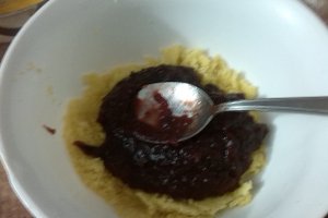 Piersici cu dulceata de prune