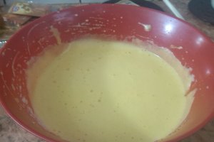 Tort cu crema ole de vanilie si ciocolata