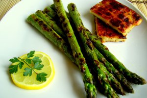 Grilled asparagus - Sparanghel la grill