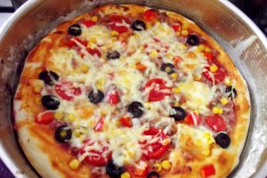 Pizza cu ton (varianta mea)
