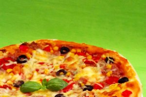 Pizza cu ton (varianta mea)