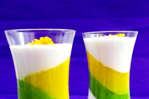 Panna cotta în straturi