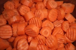 Rulouri din carne cu garnitura de morcovi