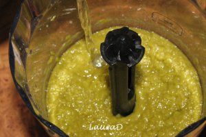 Mousse de sparanghel verde cu mazare si tarhon