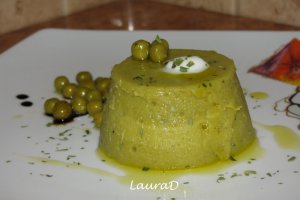 Mousse de sparanghel verde cu mazare si tarhon