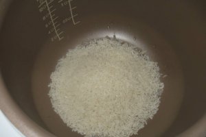 Budinca de orez cu sirop de zahar ars