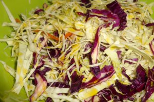 Salata cu varza si morcov