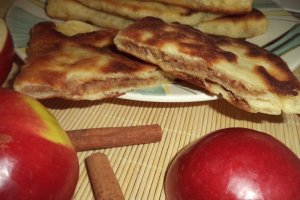 Placinte cu mere si scortisoara