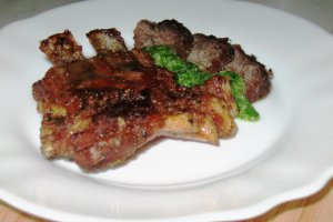 Friptura de miel cu sos de usturoi verde