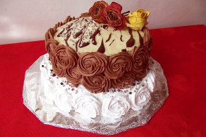 Tort „Black & White”