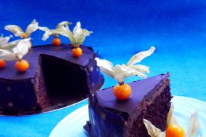 Tort cu ciocolată “Interzis copiilor”