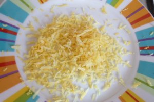 Gris cu lapte si gem de caise