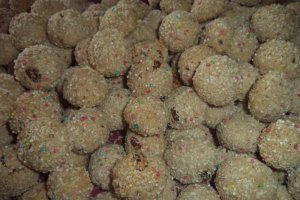 Fursecuri imbracate in nuca de cocos si bombonele