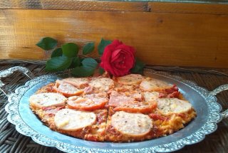 Pizza cu sunca de curcan