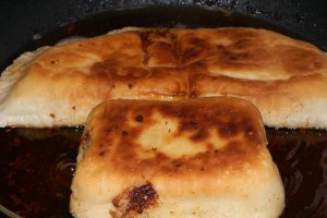 Placinte ardelenesti cu branza