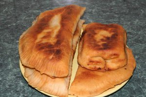 Placinte ardelenesti cu branza