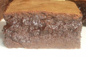 Brownies cu unt de arahide