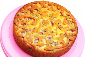 Prajitura cu fructe seci si cirese