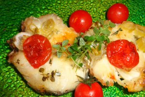 Salau ,, en papillote'' cu mozzarela si cimbrisor