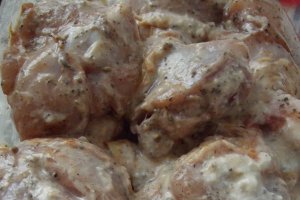 Ciocanele de pui marinate in iaurt, la cuptor