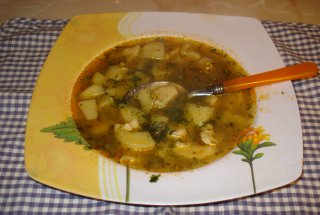 CIORBA DE CARTOFI CU GALUSTE   DE POST