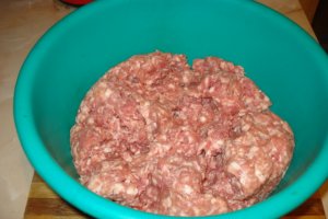 Ardei umpluti cu carne de porc