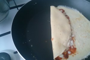 Crêpe au ton et harrisa / clatite cu ton si harrisa