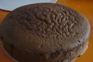 Tort cu ciocolata
