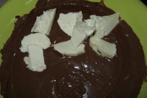 Tort cu ciocolata