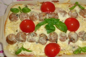 Gratin cu chiftelute de curcan si eierspatzle