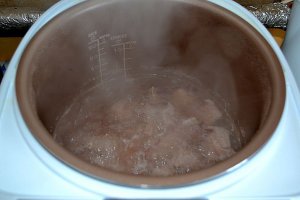 Gulaş de porc – Multicooker