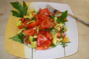 Salata "Sanatate intr-o farfurie"