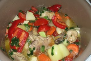 Ghiveci de legume cu pui (Multicooker)