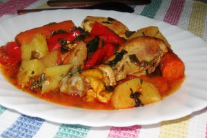 Ghiveci de legume cu pui (Multicooker)