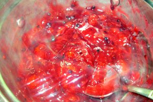 Rulada cu jeleu de fructe si crema de branza