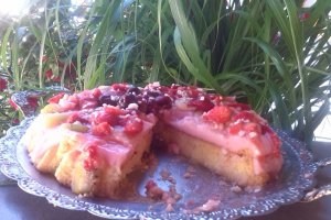 Tarta cu budinca de capsuni