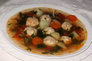 Ciorba cu perisoare de pui (Multicooker)
