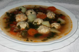 Ciorba cu perisoare de pui (Multicooker)